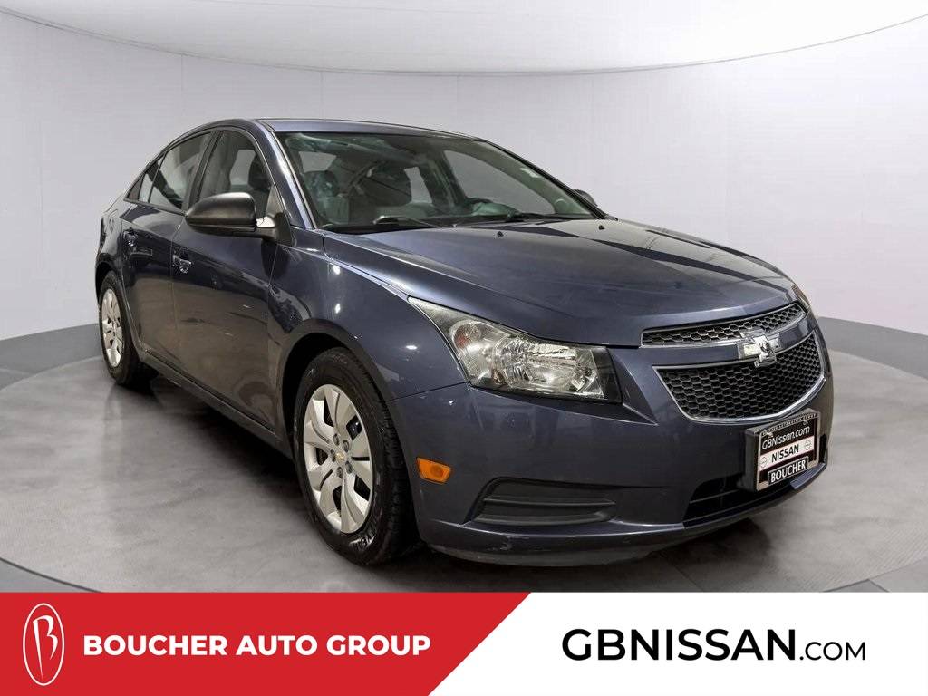 2014 Chevrolet Cruze LS — Sedan — 29,273 mi — Greenfield, WI