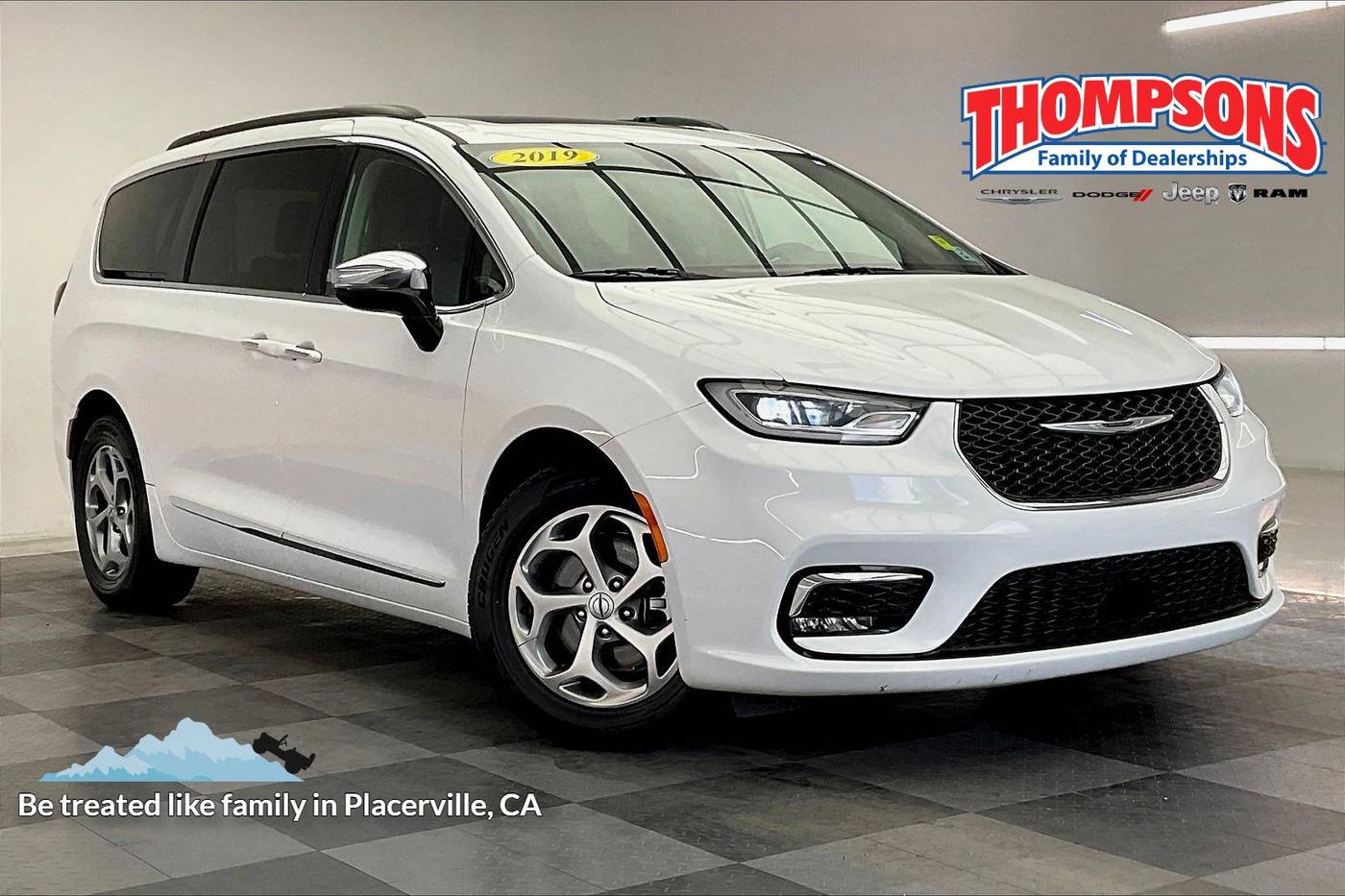 2023 Chrysler Pacifica Limited — Minivan — 72,072 mi — Placerville, CA