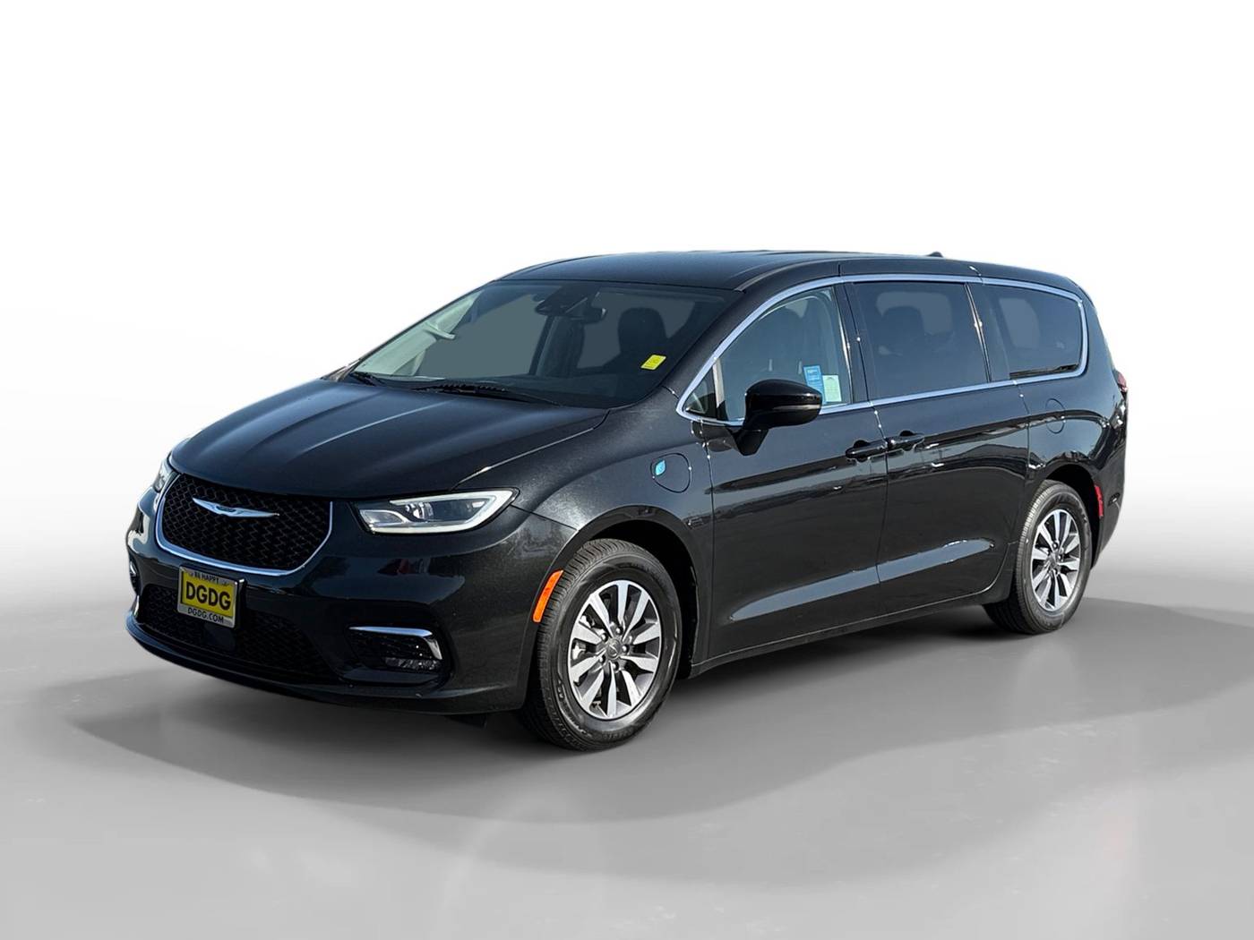 2023 Chrysler Pacifica Hybrid Touring L — Minivan — 60,012 mi — San Jose, CA