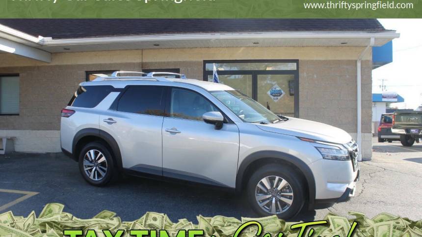 2023 Nissan Pathfinder SL — SUV — 17,831 mi — Springfield, MA