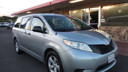 2012 Toyota Sienna Base — Minivan — 111,600 mi — Fremont, CA