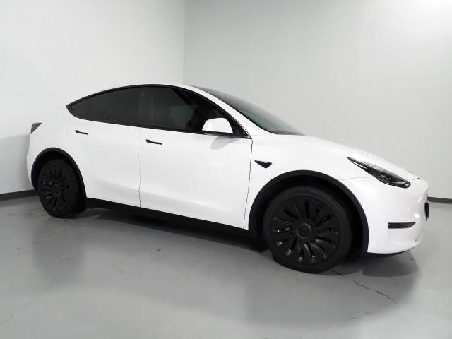 2023 Tesla Model Y Long Range — SUV — 22,965 mi — Round Rock, TX