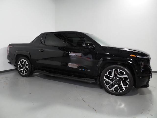 2024 Chevrolet Silverado EV RST — Pickup Truck — 9,372 mi — Round Rock, TX