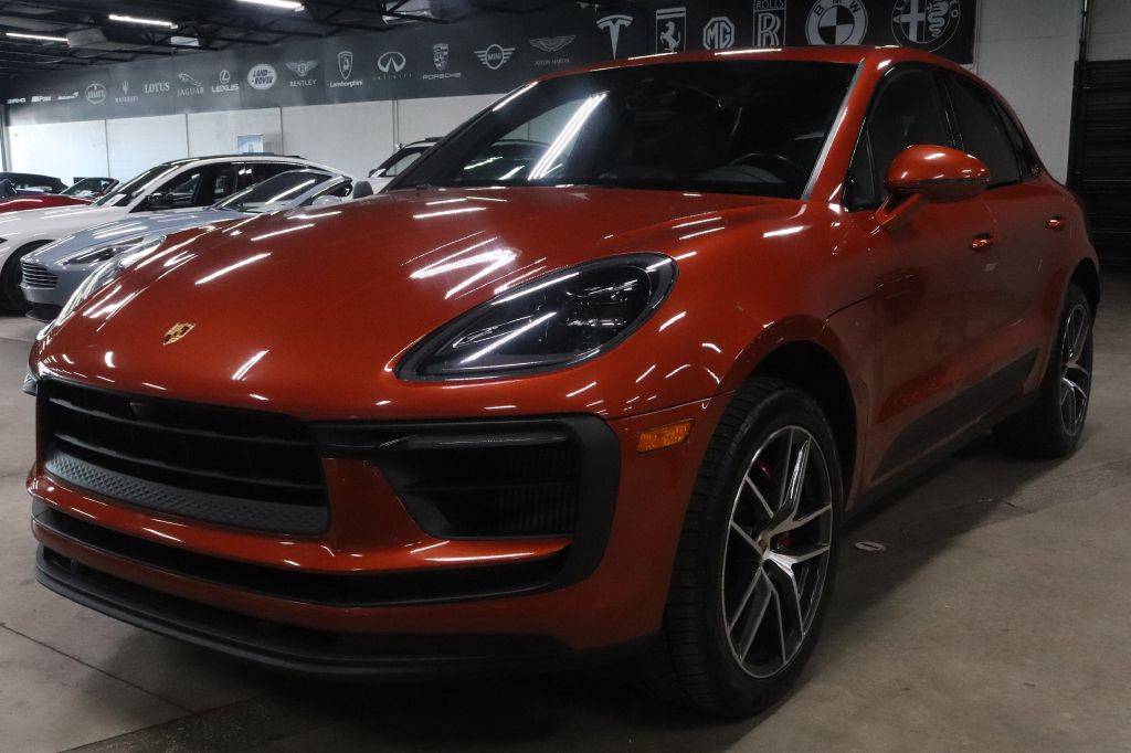 2022 Porsche Macan S — SUV — 35,000 mi — Tampa, FL