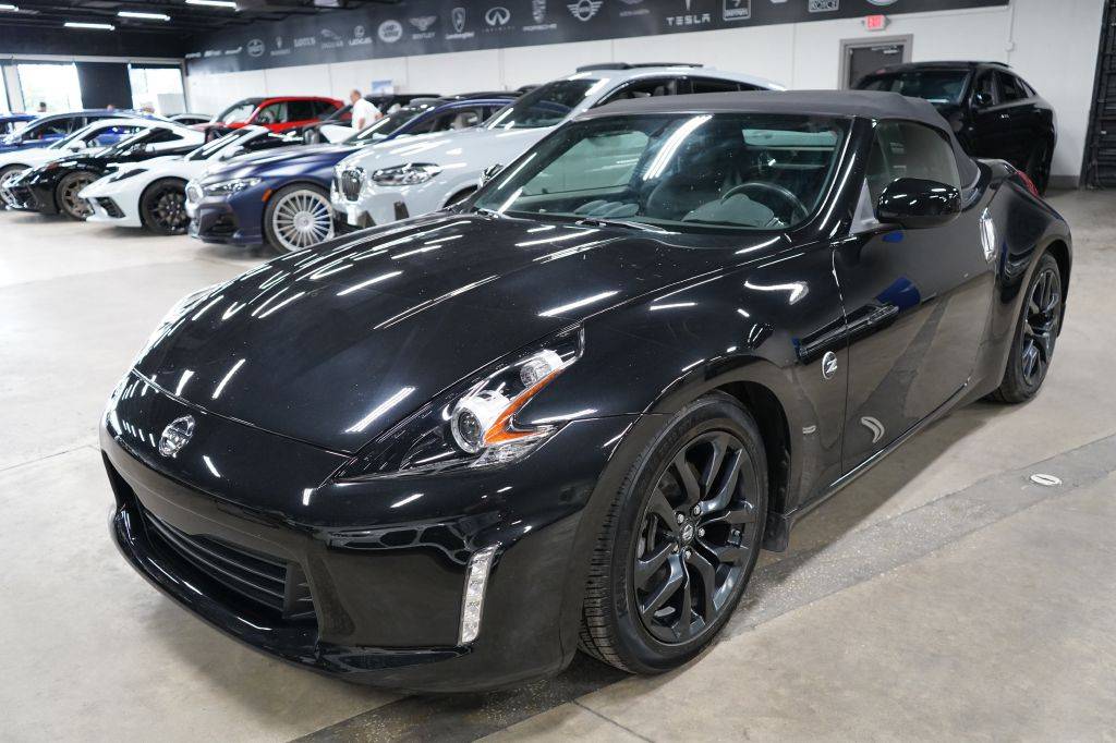 2019 Nissan 370Z Touring