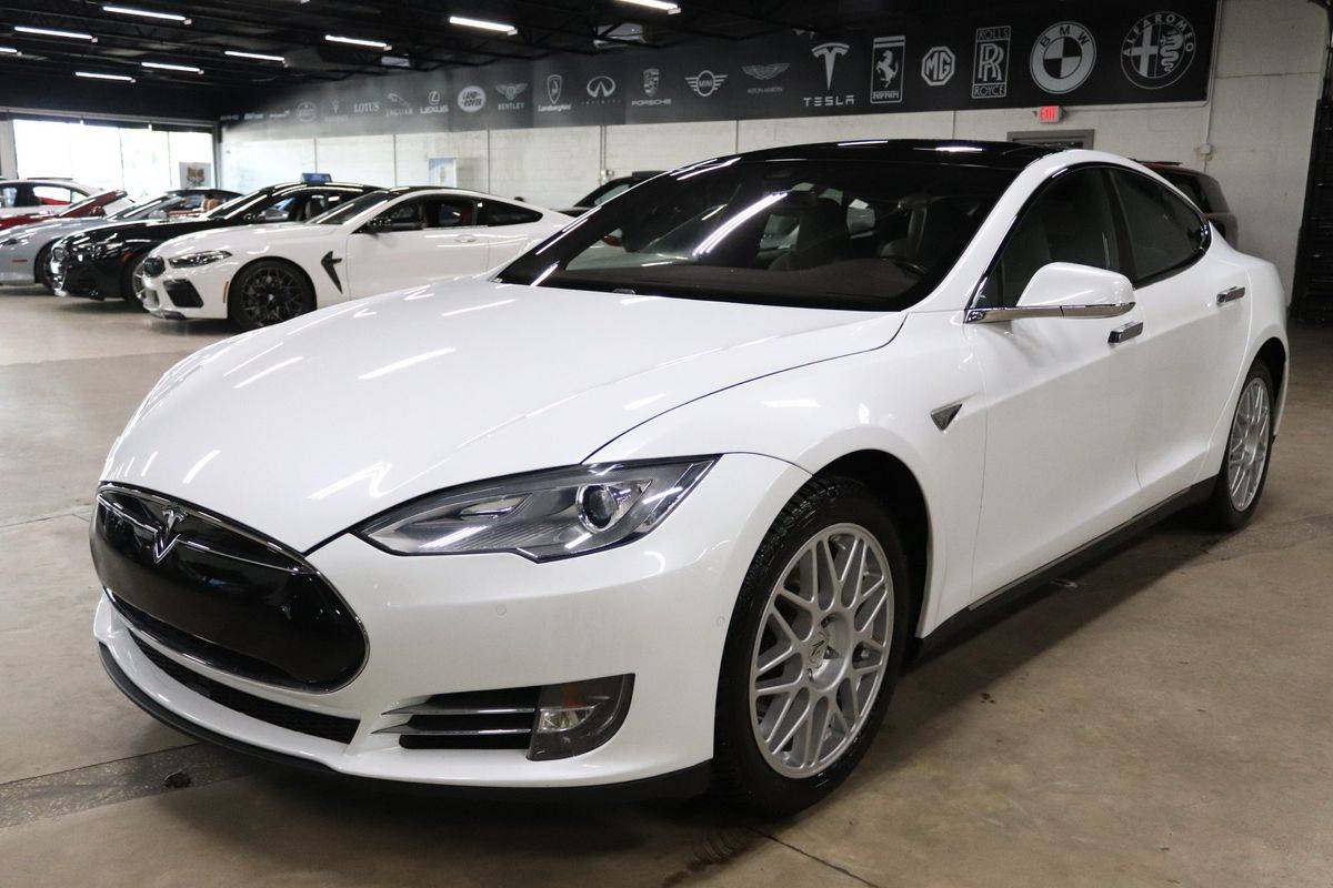 2015 Tesla Model S 85D — Hatchback — 57,086 mi — Tampa, FL