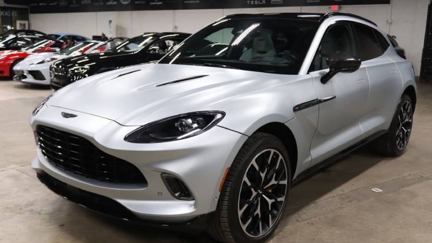 2022 Aston Martin DBX
