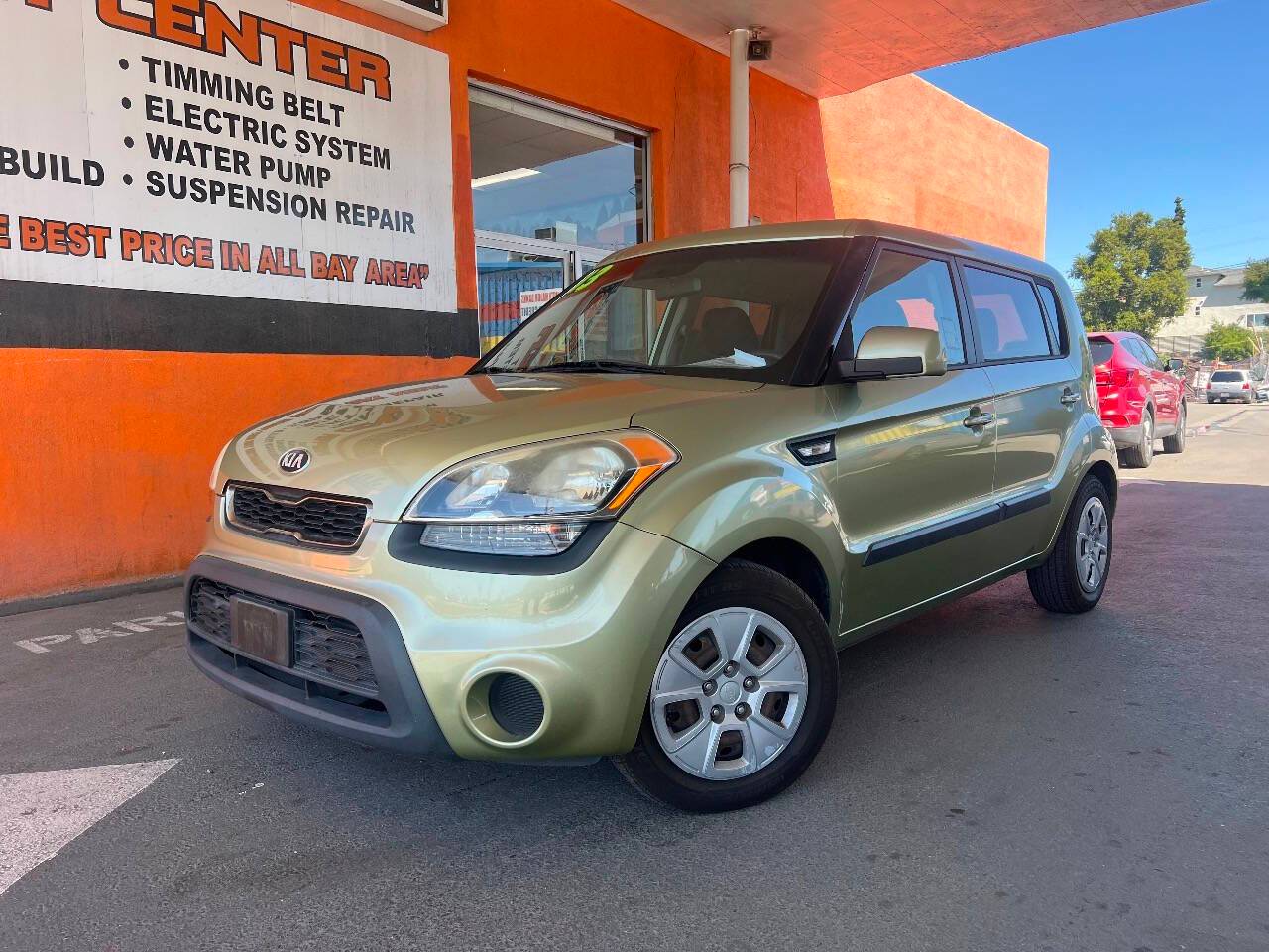 2013 Kia Soul Base — Hatchback — 112,412 mi — Hayward, CA
