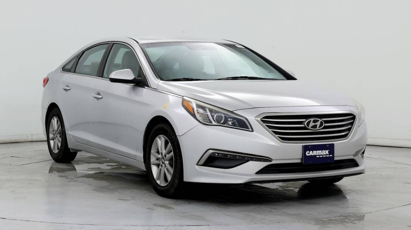 2015 Hyundai Sonata SE — Sedan — 121,486 mi — Fort Worth, TX