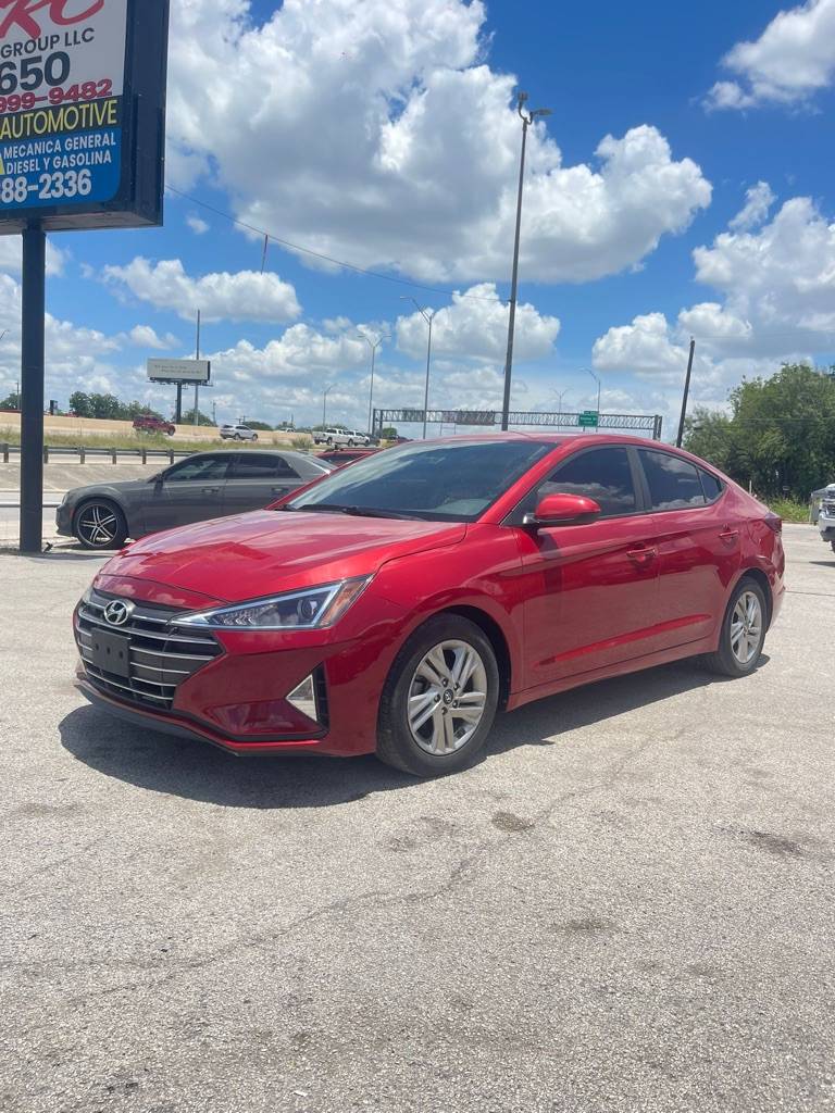 2020 Hyundai Elantra SEL — Sedan — 124,277 mi — SAN ANTONIO, TX