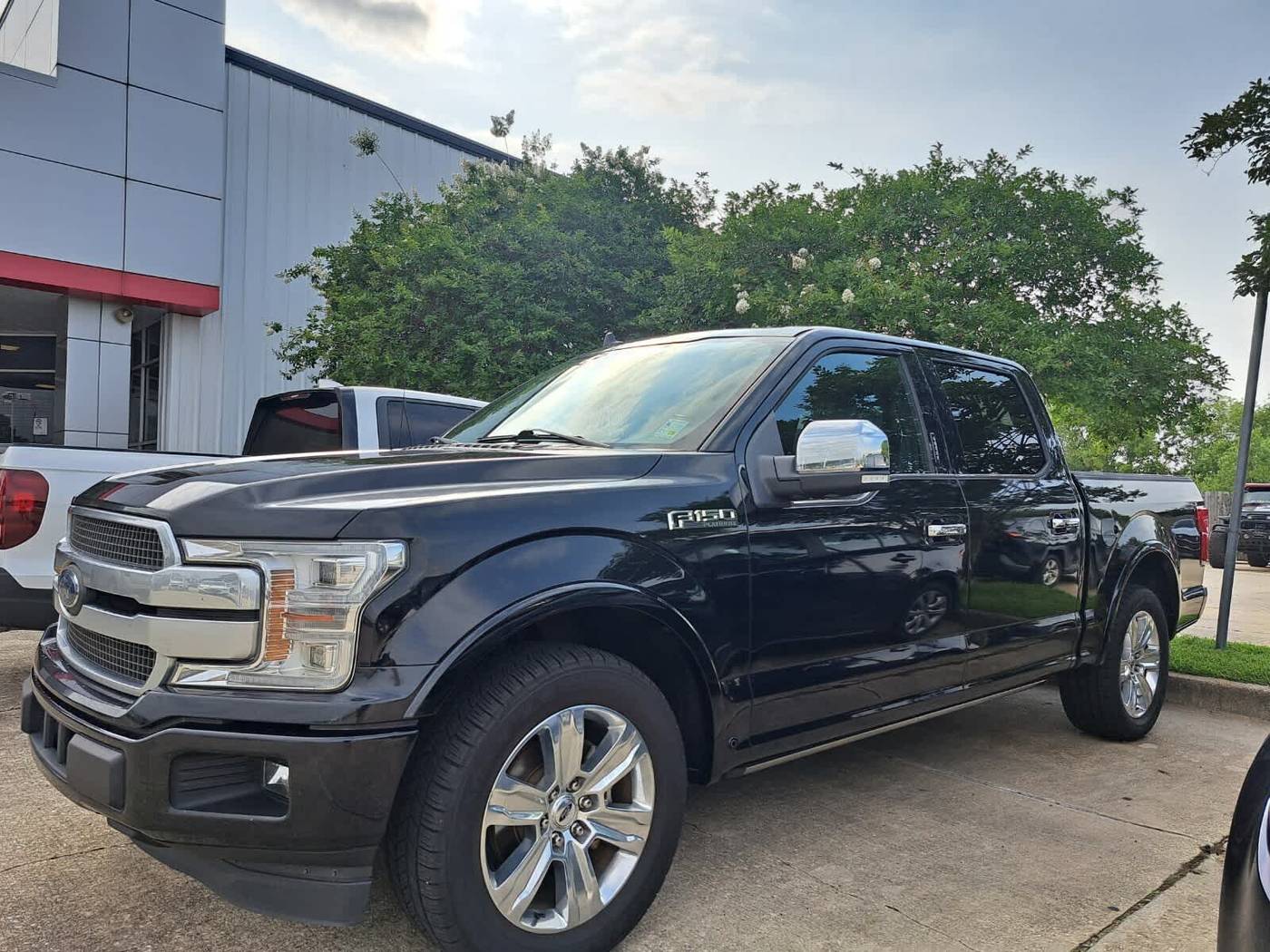 2018 Ford F-150 Platinum — Pickup Truck — 139,391 mi — New Orleans, LA