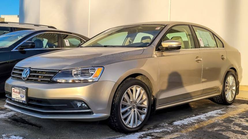 2016 Volkswagen Jetta 1.8T SEL — Sedan — 29,599 mi — Downers Grove, IL