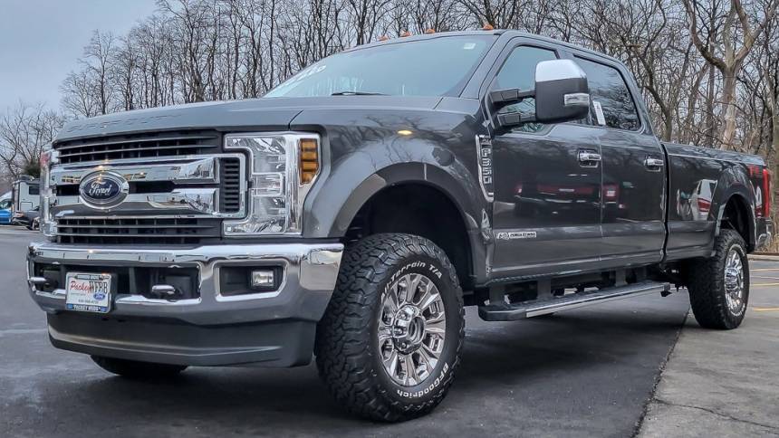 2019 Ford Super Duty F-350 XLT — Pickup Truck — 69,774 mi — Downers Grove, IL