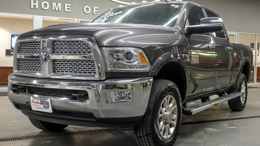 2015 Ram 3500 Laramie — Pickup Truck — 108,580 mi — Downers Grove, IL