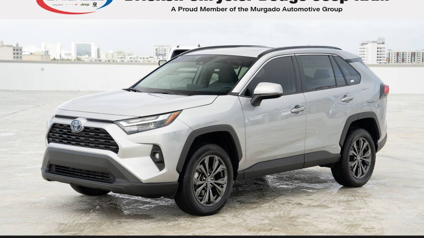 2023 Toyota RAV4 Hybrid XLE Premium — SUV — 13,000 mi — Miami, FL