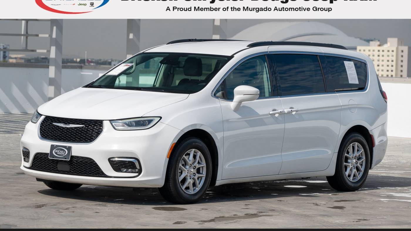 2022 Chrysler Pacifica Touring L — Minivan — 72,398 mi — Miami, FL