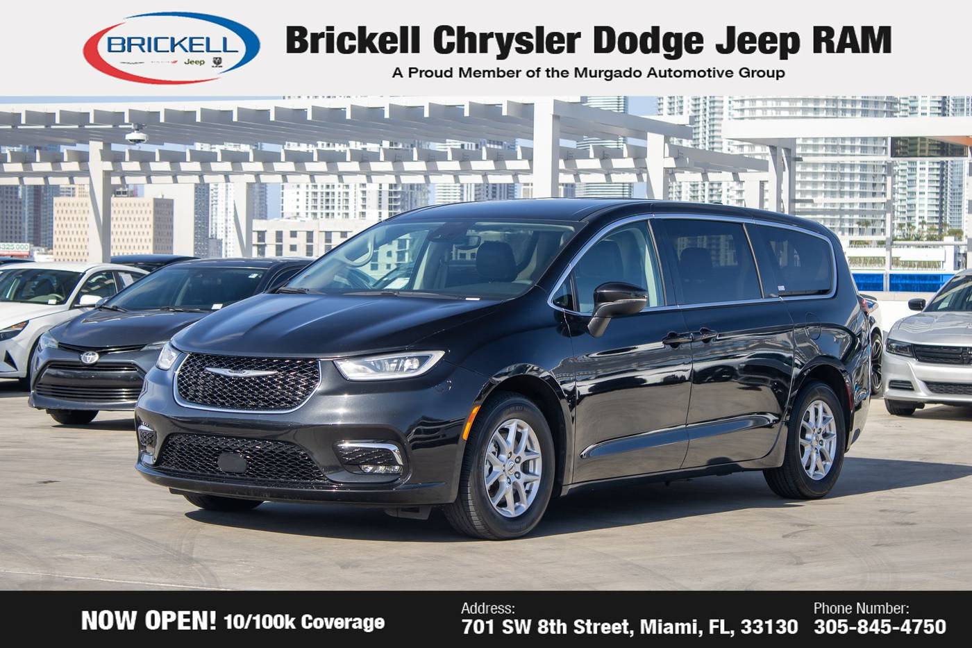 2023 Chrysler Pacifica Touring L — Minivan — 55,569 mi — Miami, FL