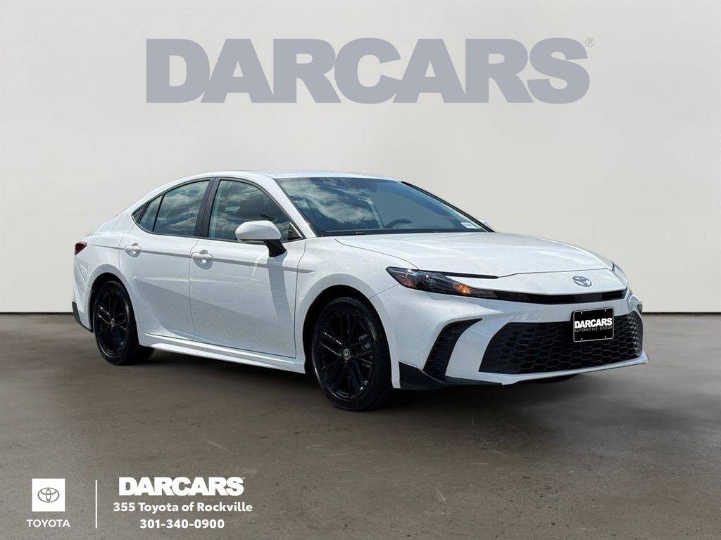 2025 Toyota Camry Hybrid SE — Sedan — 1,538 mi — Rockville, MD