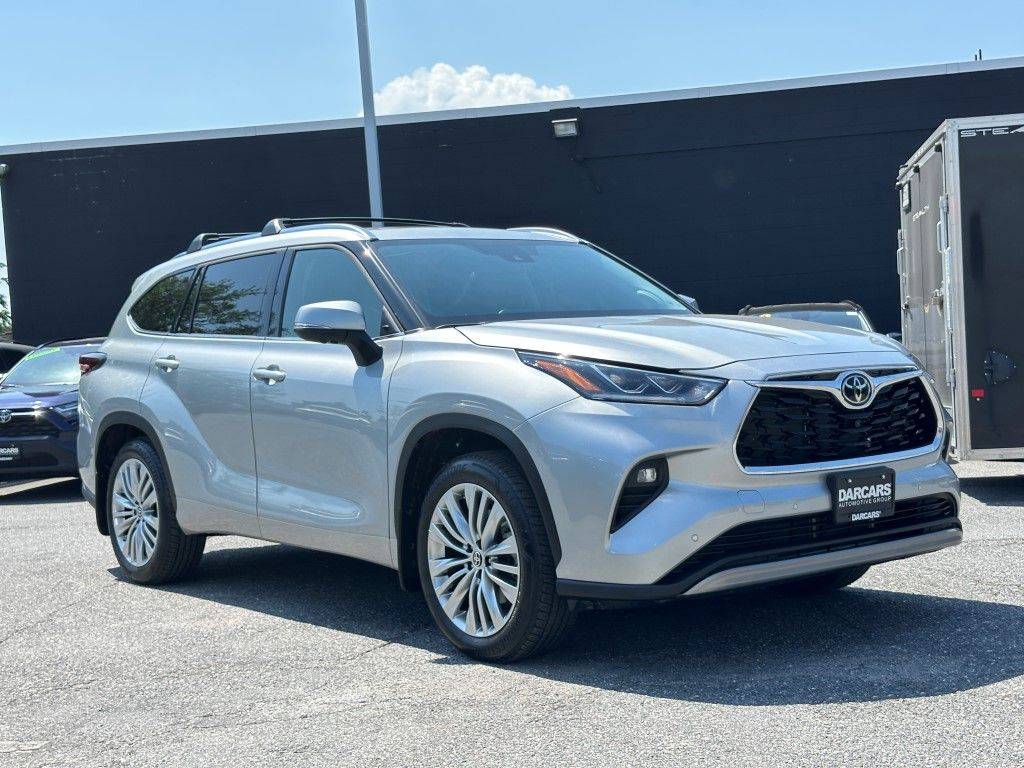 2025 Toyota Highlander Platinum — SUV — 5,690 mi — Rockville, MD