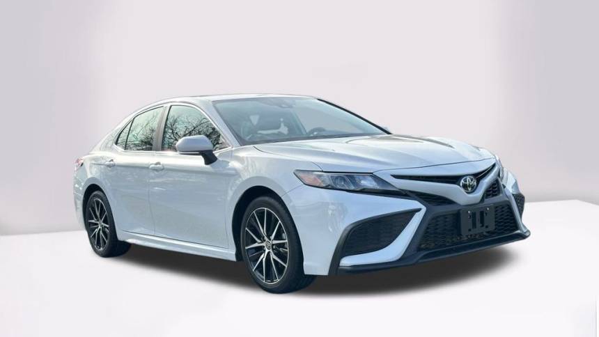 2022 Toyota Camry SE — Sedan — 61,309 mi — Rockville, MD