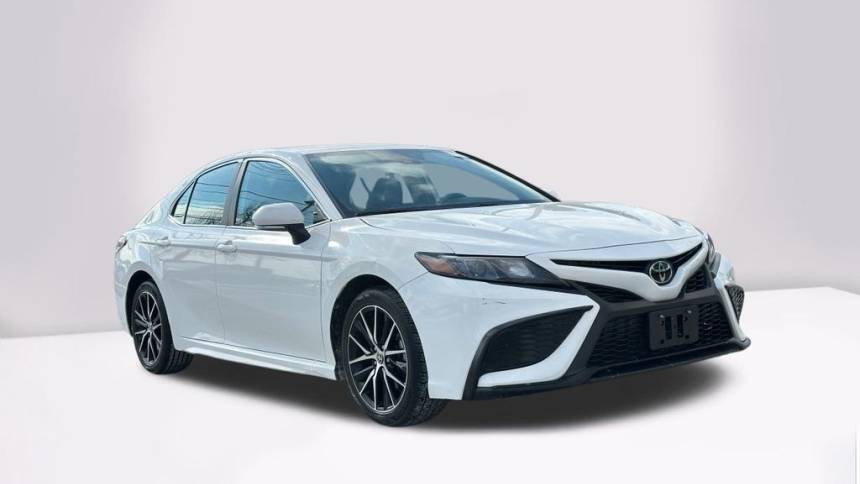 2022 Toyota Camry SE — Sedan — 55,132 mi — Rockville, MD