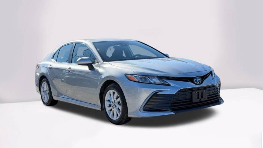 2024 Toyota Camry LE — Sedan — 30,184 mi — Rockville, MD