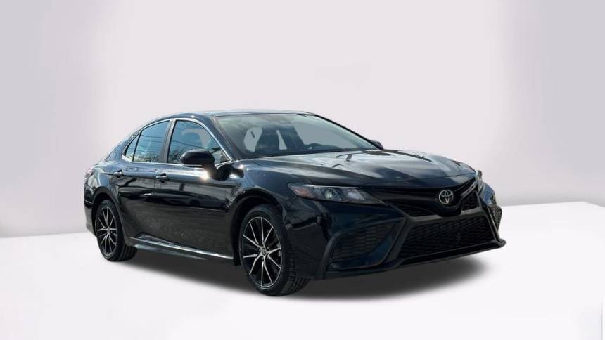 2022 Toyota Camry SE — Sedan — 59,075 mi — Rockville, MD