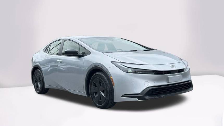 2024 Toyota Prius LE — Hatchback — 25,995 mi — Rockville, MD