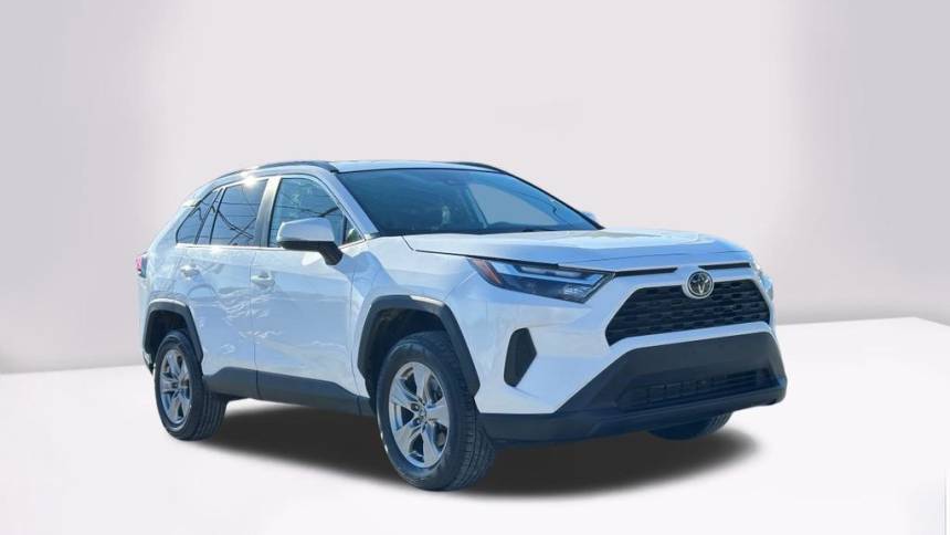 2023 Toyota RAV4 XLE — SUV — 42,596 mi — Rockville, MD