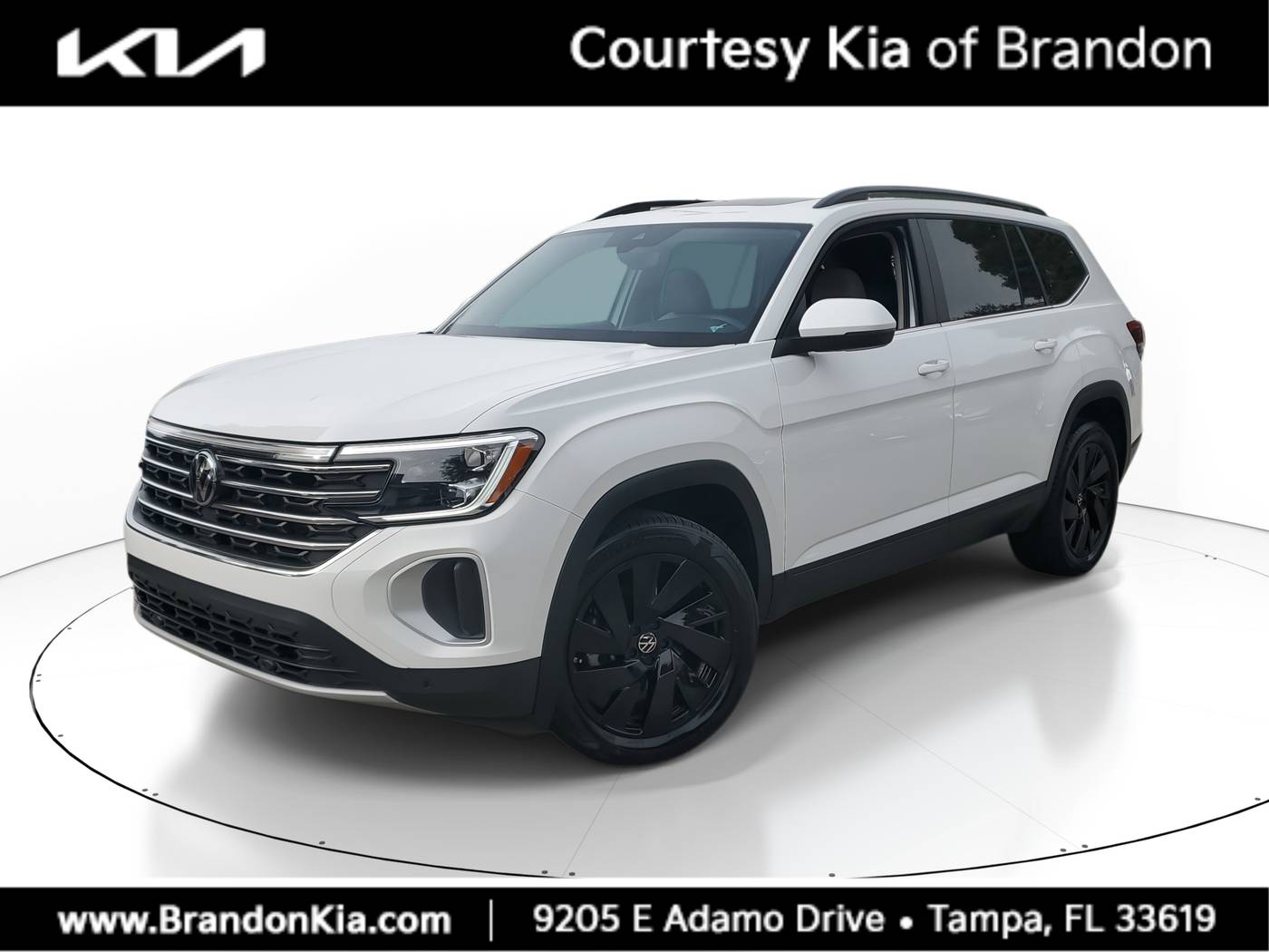 2024 Volkswagen Atlas SE with Technology — SUV — 16,013 mi — Tampa, FL