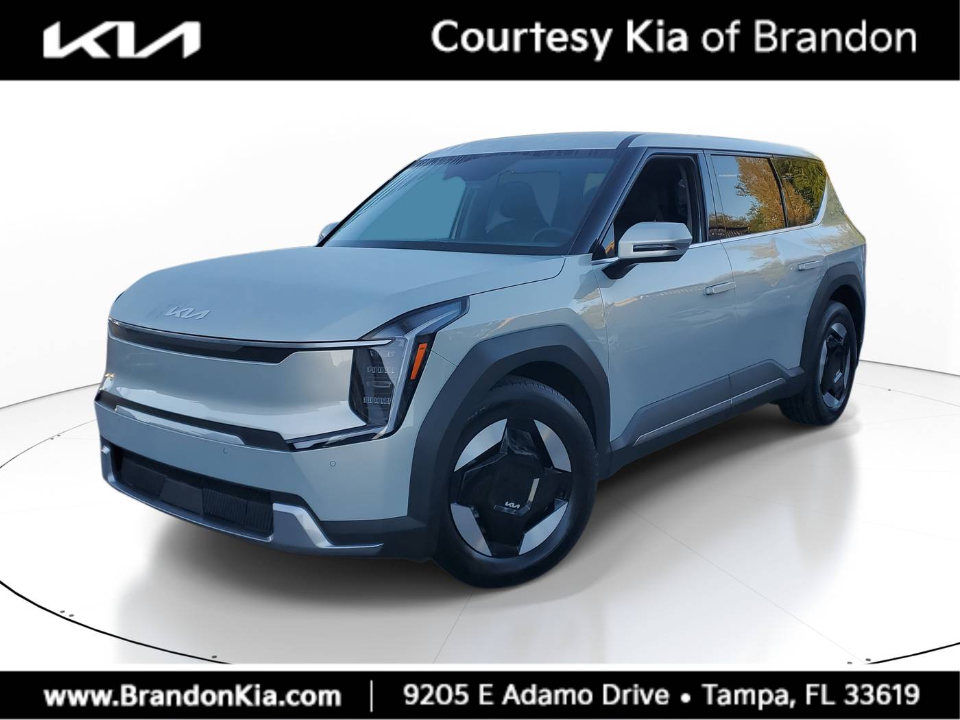2024 Kia EV9 Light Long Range — SUV — 724 mi — Tampa, FL