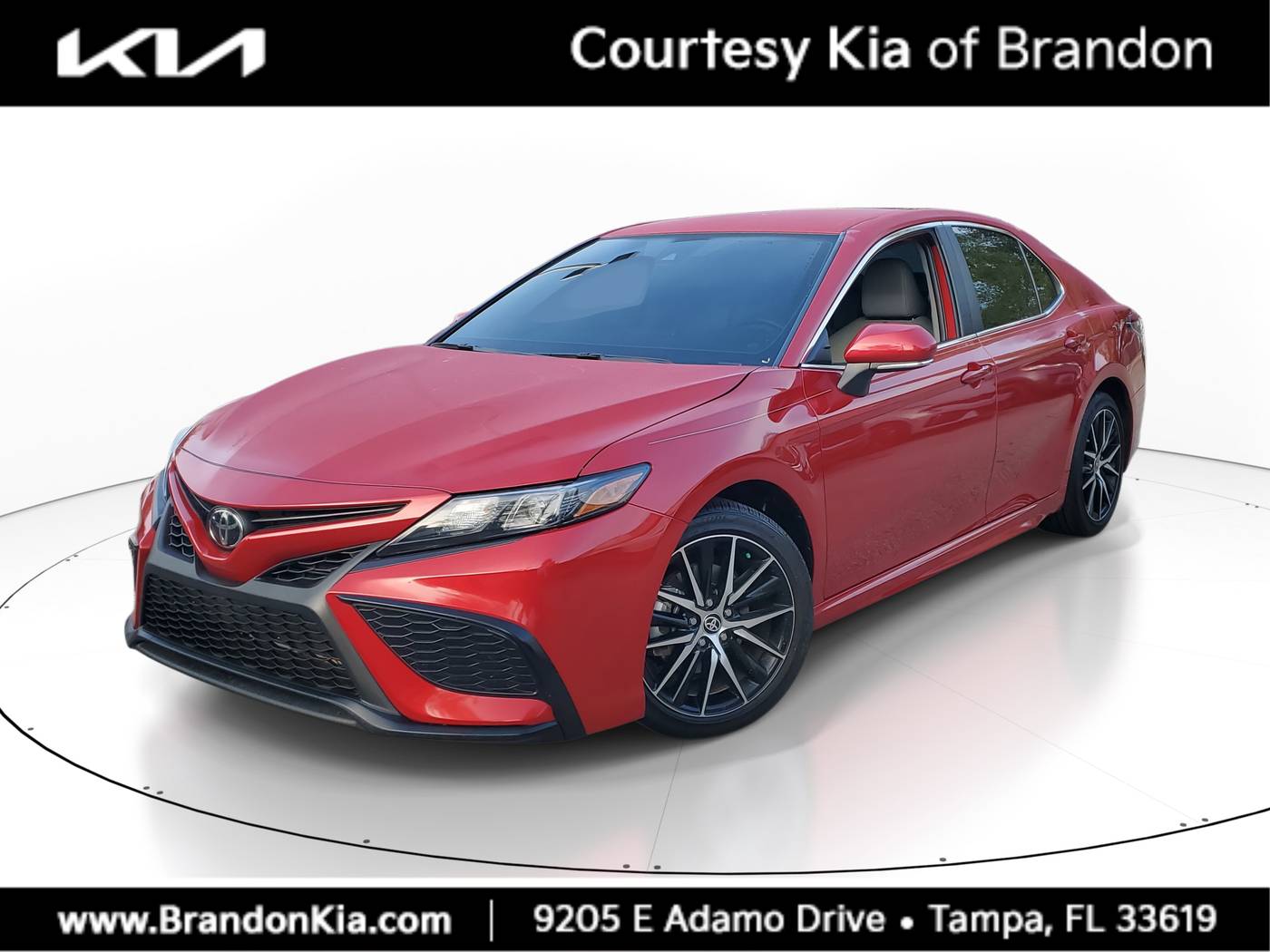 2024 Toyota Camry SE — Sedan — 19,145 mi — Tampa, FL