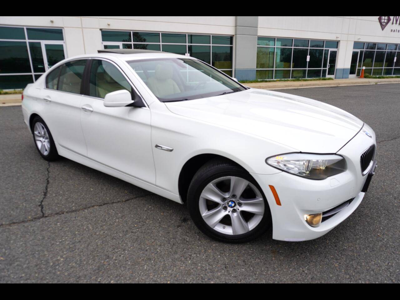 2011 BMW 5 Series 528i — Sedan — 91,632 mi — Chantilly, VA