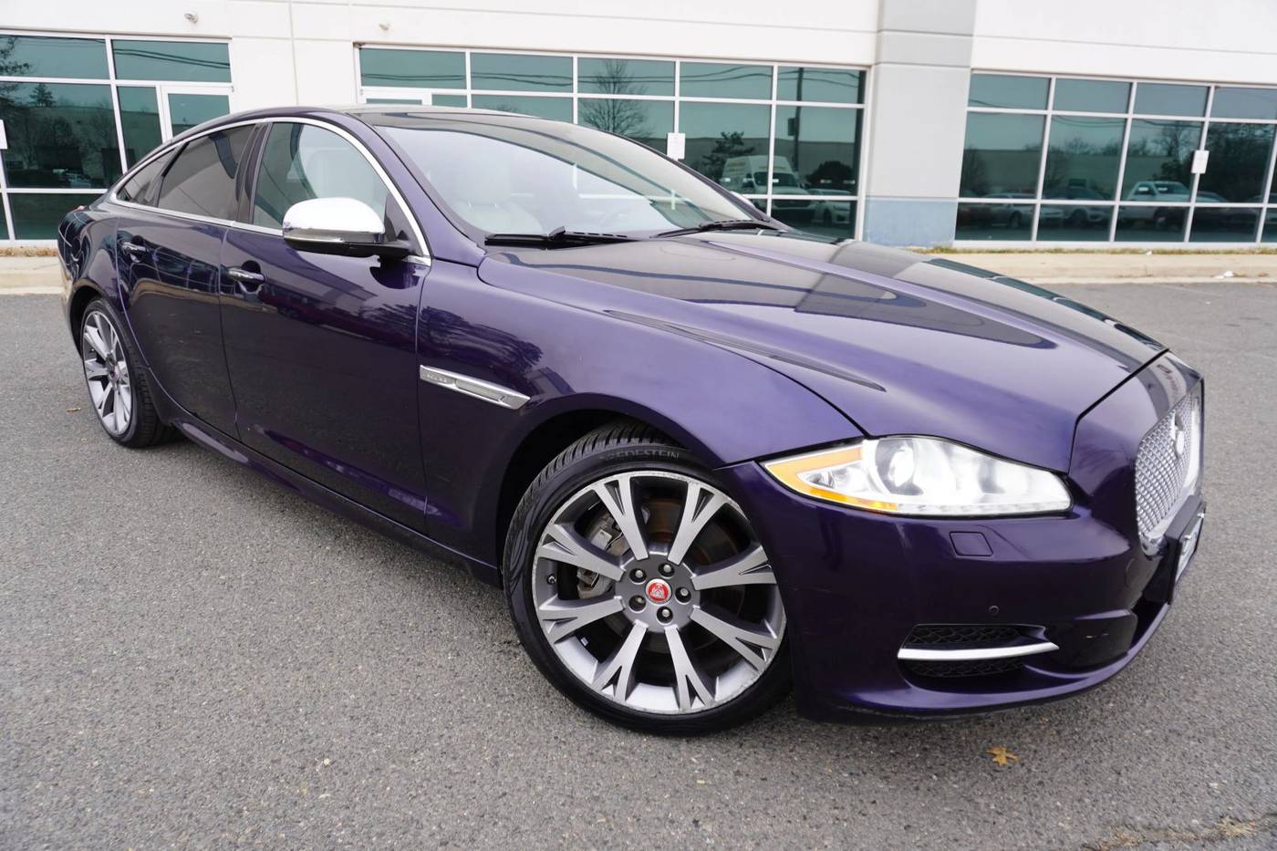 2015 Jaguar XJ Standard