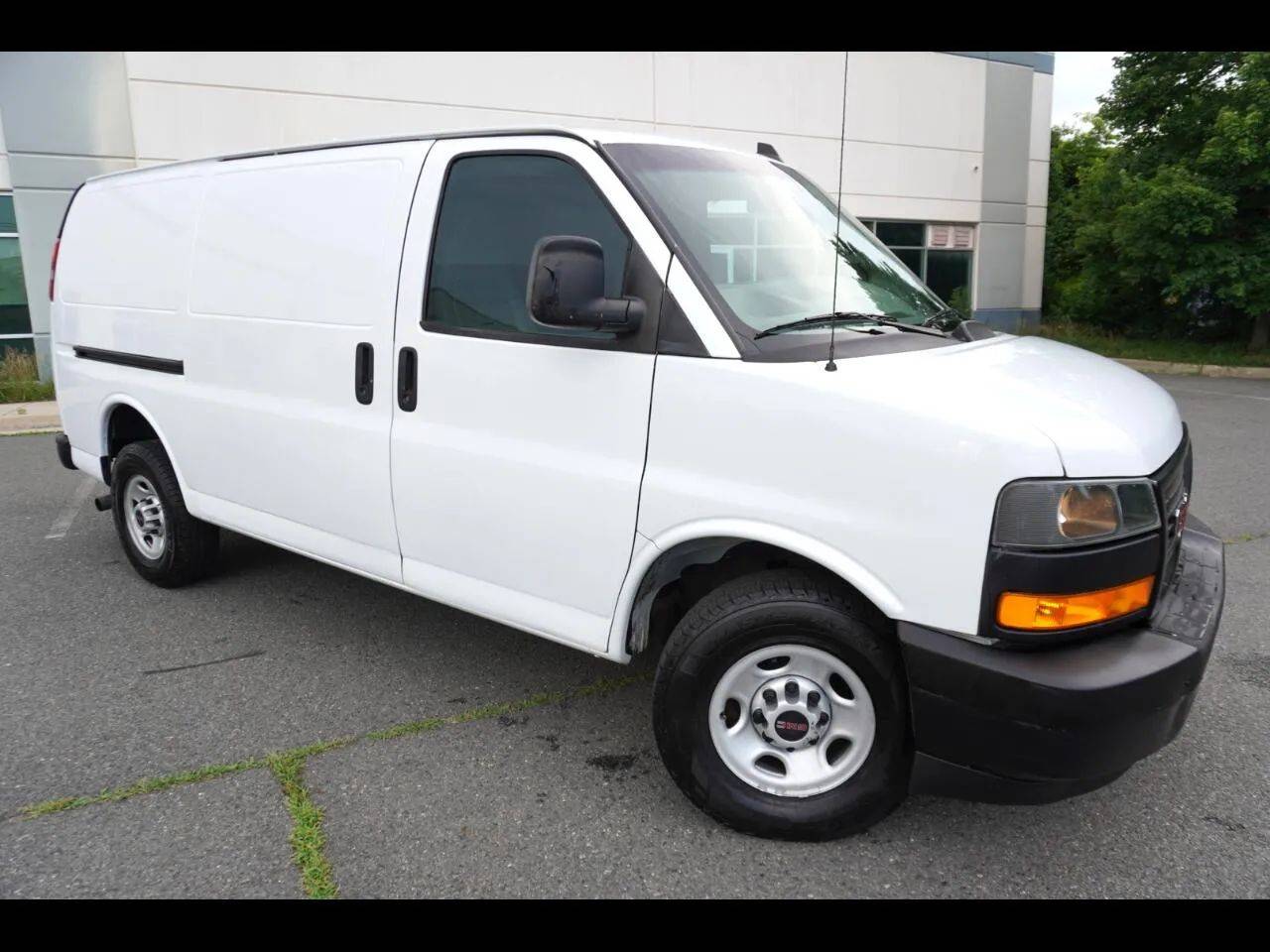 2020 GMC Savana Cargo Van Base — Cargo Van — 78,363 mi — Chantilly, VA