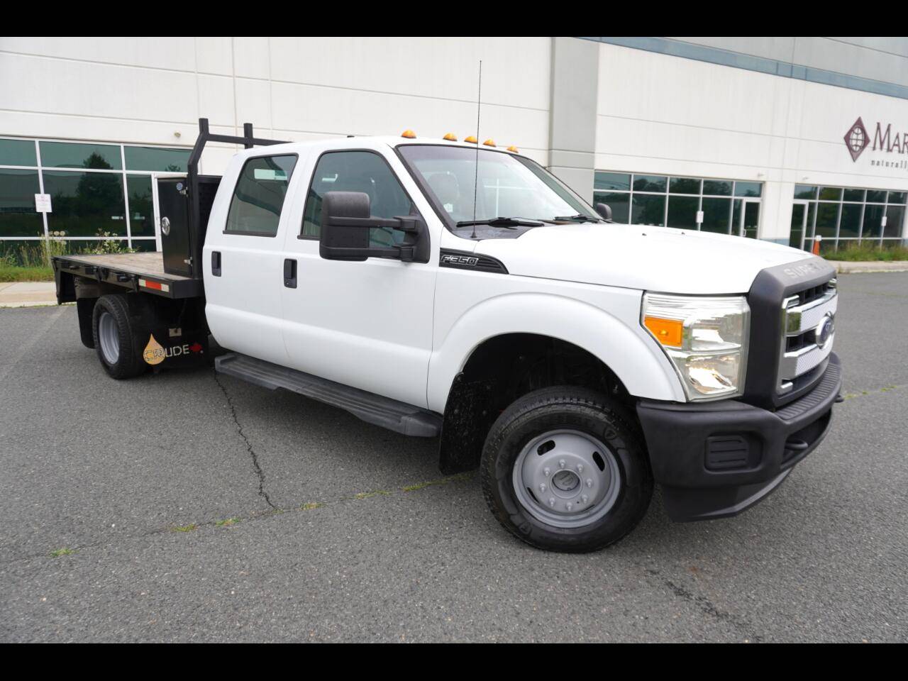 2011 Ford Super Duty F-350 XL — Pickup Truck — 77,191 mi — Chantilly, VA