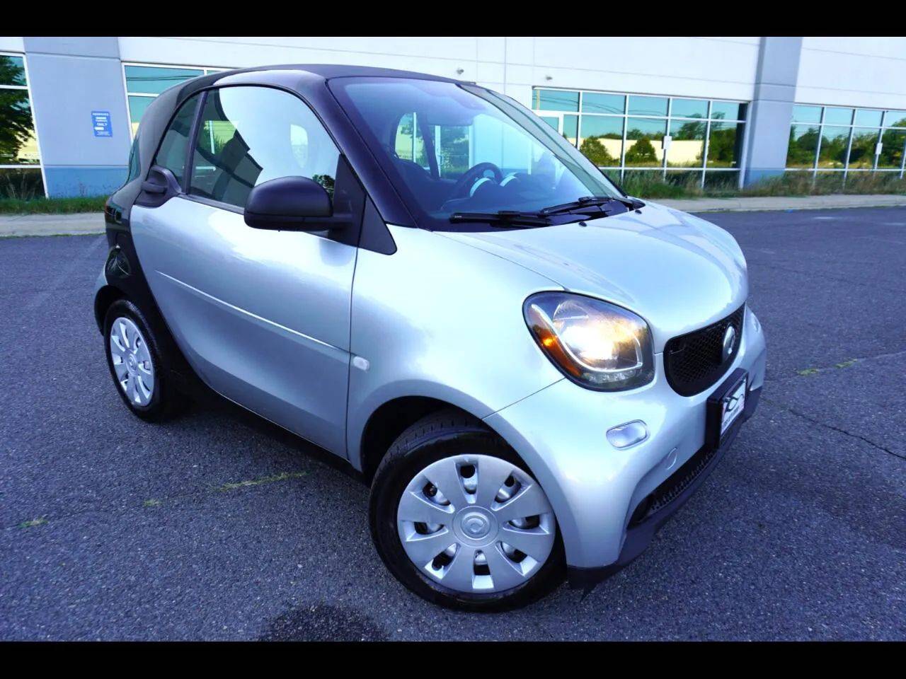 2016 smart fortwo Passion — Coupe — 84,302 mi — Chantilly, VA