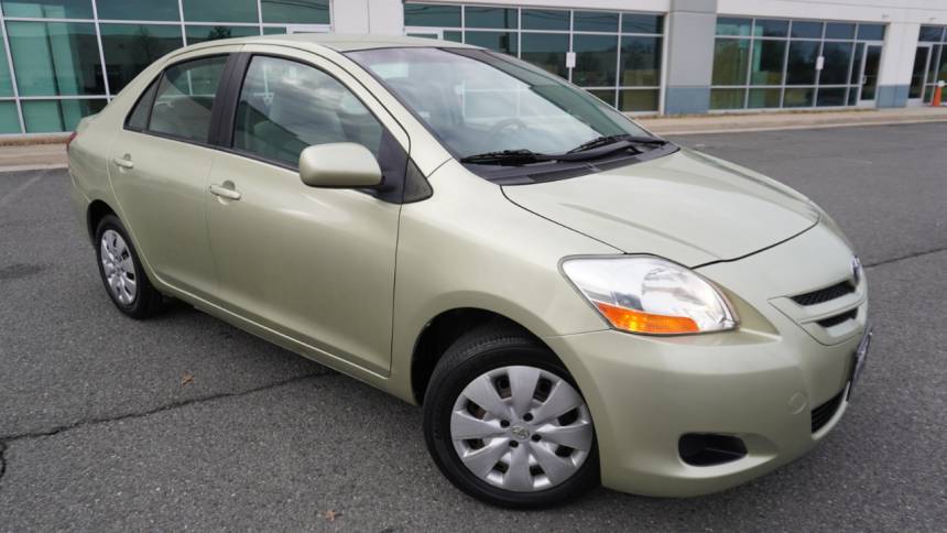 2008 Toyota Yaris Base — Sedan — 54,739 mi — Chantilly, VA