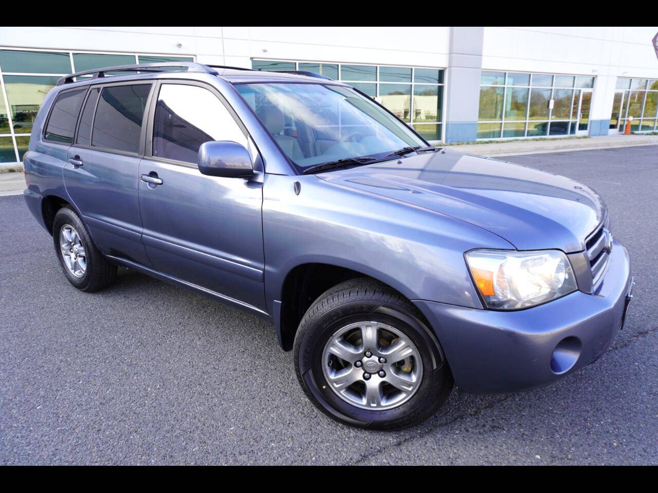 2005 Toyota Highlander Base V6 — SUV — 58,463 mi — Chantilly, VA