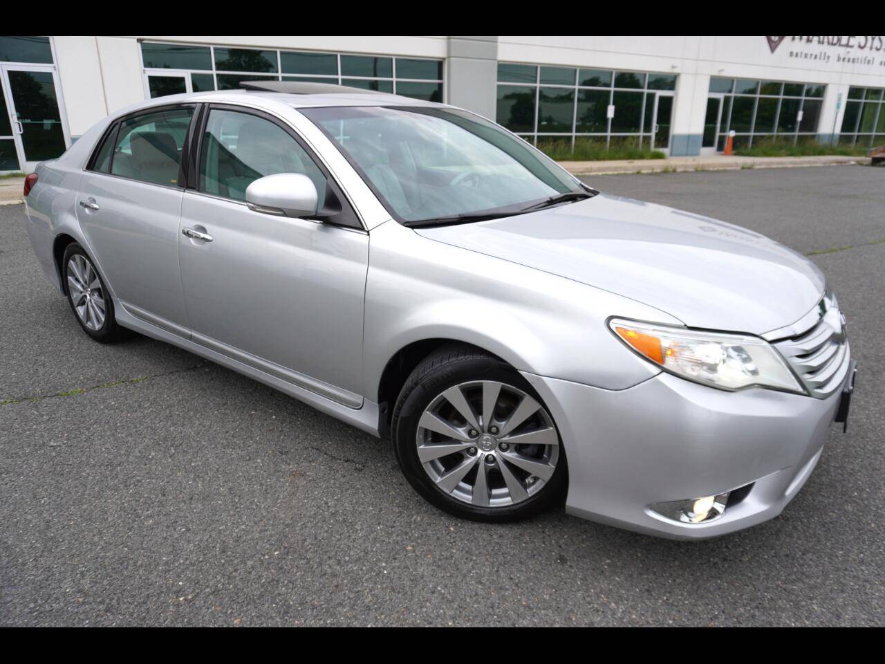2011 Toyota Avalon Limited — Sedan — 78,181 mi — Chantilly, VA