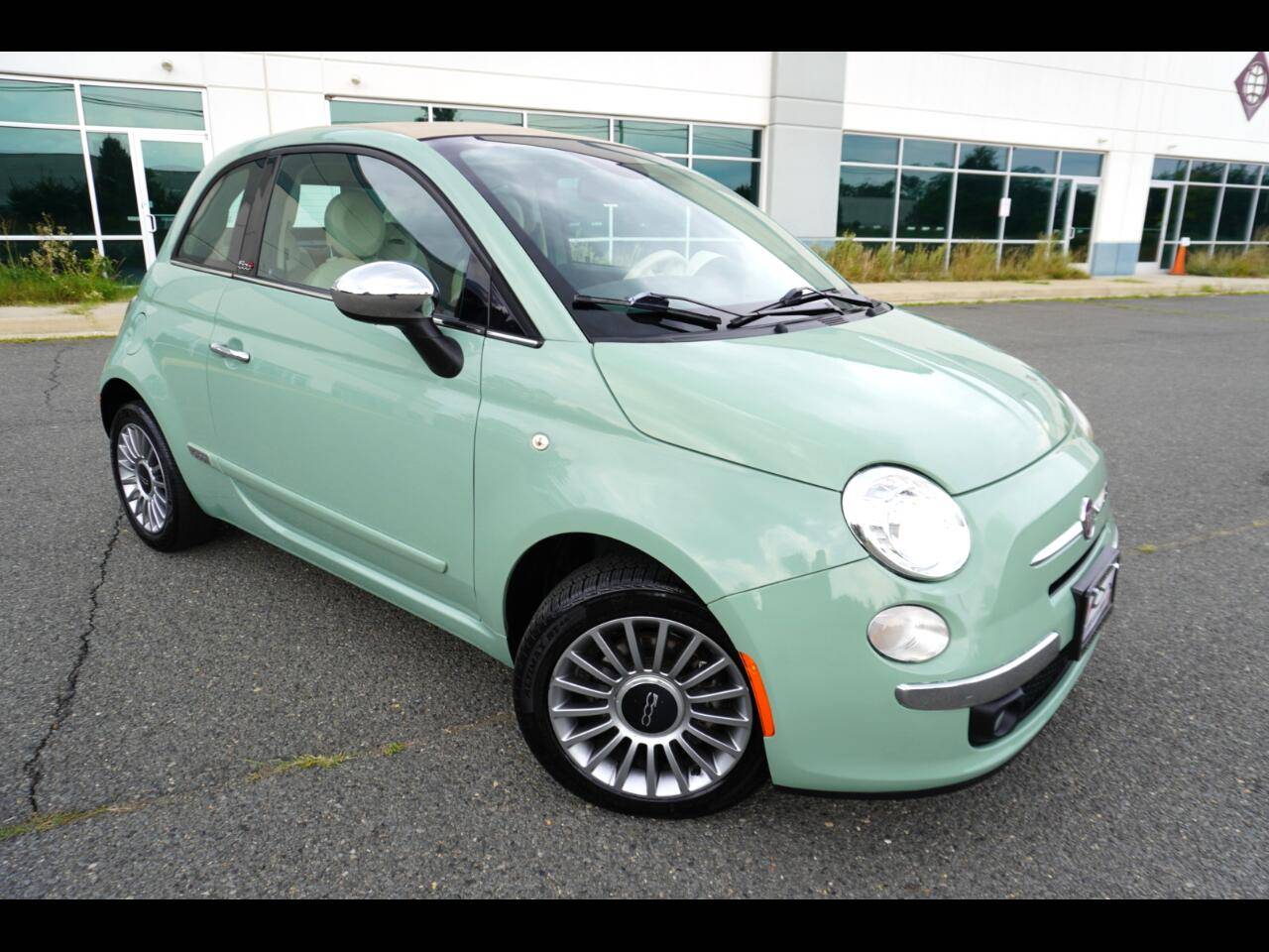 2015 FIAT 500 Lounge — Convertible — 65,130 mi — Chantilly, VA