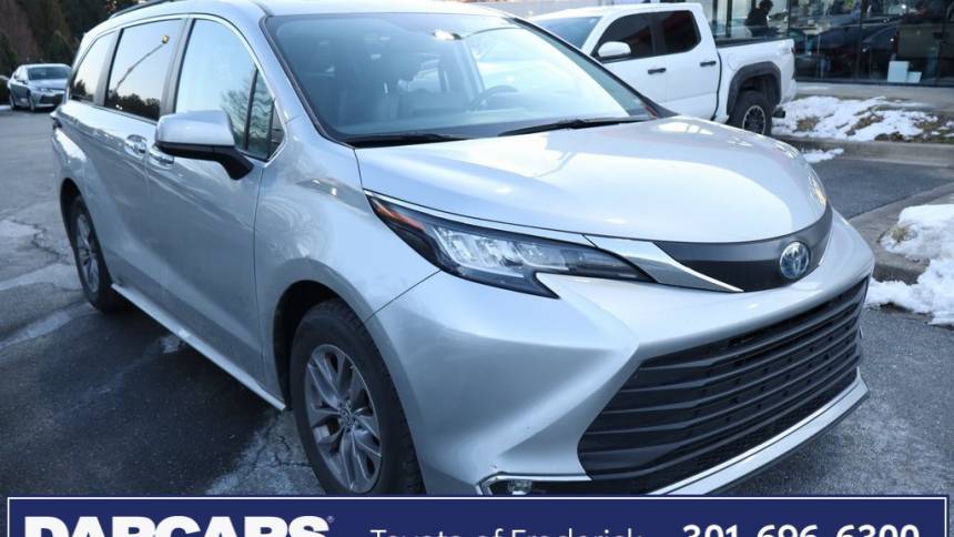 2023 Toyota Sienna XLE — Minivan — 57,268 mi — Frederick, MD