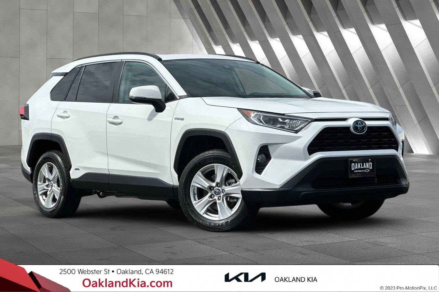 2019 Toyota RAV4 Hybrid XLE — SUV — 20,021 mi — Oakland, CA