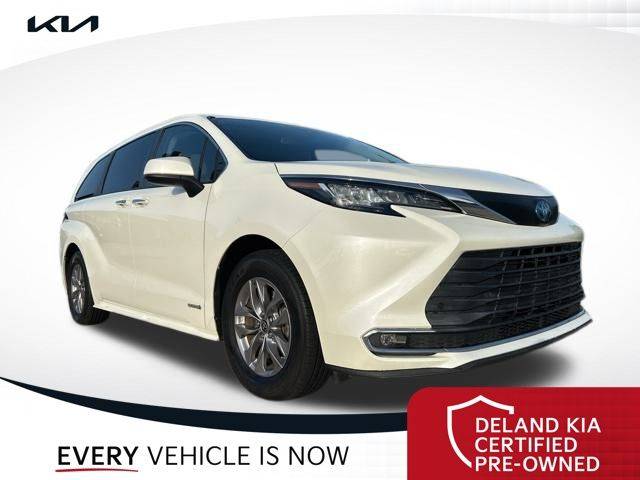 2021 Toyota Sienna XLE — Minivan — 55,635 mi — DeLand, FL