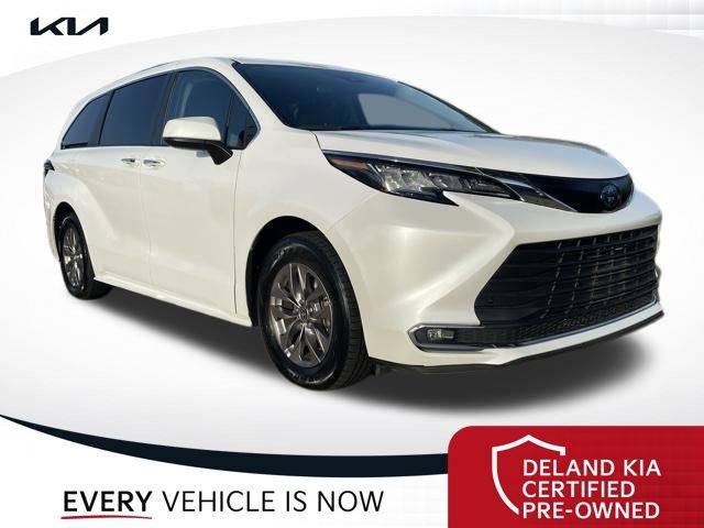2023 Toyota Sienna XLE — Minivan — 63,307 mi — DeLand, FL