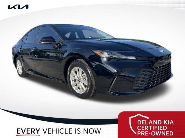 2025 Toyota Camry LE — Sedan — 16,989 mi — DeLand, FL
