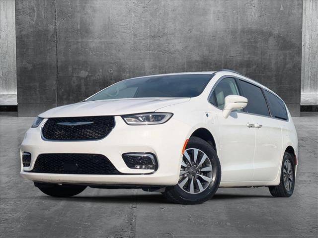 2021 Chrysler Pacifica Hybrid Touring L — Minivan — 65,871 mi — Houston, TX