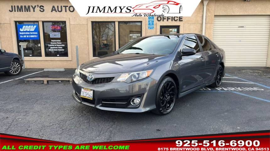 2014 Toyota Camry Hybrid LE — Sedan — 97,639 mi — Brentwood, CA