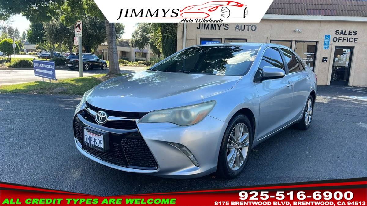 2015 Toyota Camry SE — Sedan — 133,392 mi — Brentwood, CA