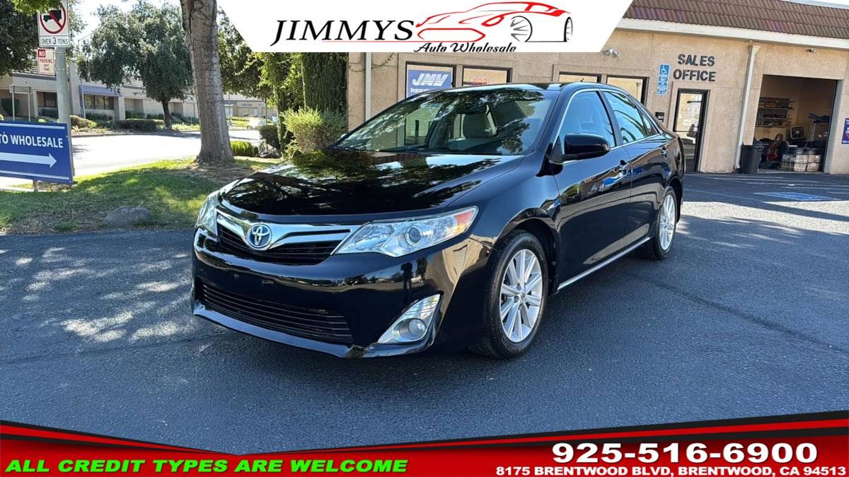 2012 Toyota Camry Hybrid XLE — Sedan — 104,326 mi — Brentwood, CA